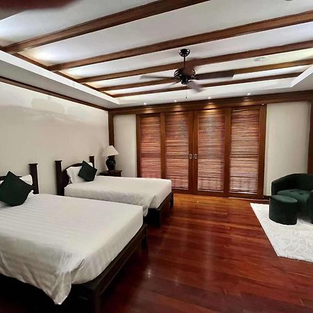 Patong Seaview Luxury Villa Penda Luaran gambar